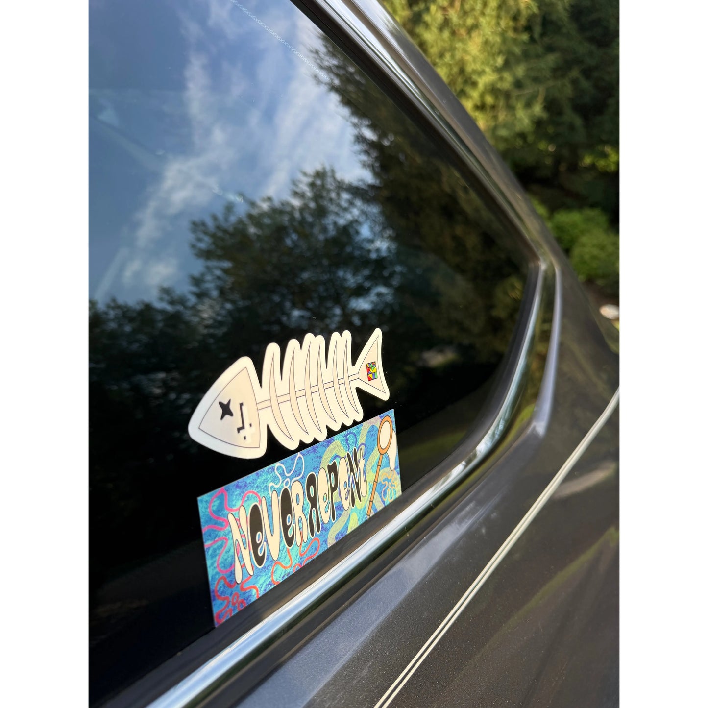 “Fish Bones” SticKer
