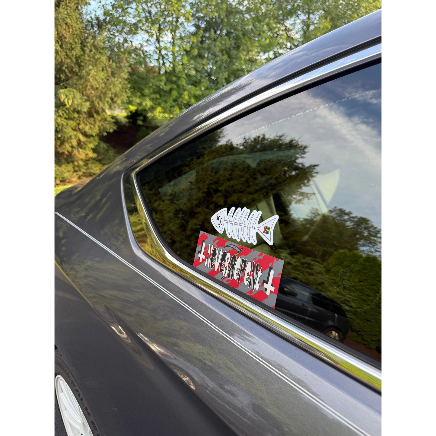 “Fish Bones” SticKer